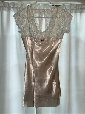 Lace Yoke Satin Chemise in Champagne Blush